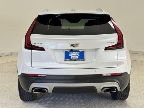 2022 Cadillac XT4 Premium Luxury