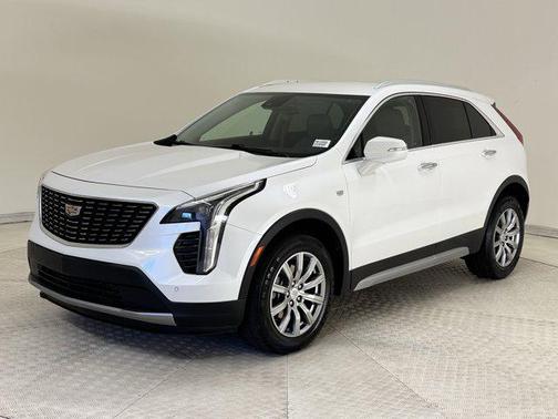 2022 Cadillac XT4 Premium Luxury