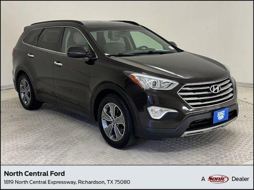 2016 Hyundai SANTA FE SE