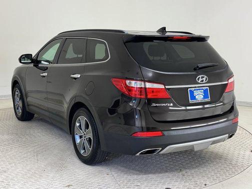2016 Hyundai SANTA FE SE