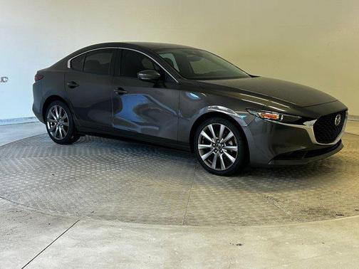 2019 Mazda Mazda3 FWD w/Preferred Package