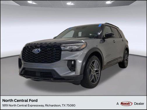 Carbonized Gray Metallic 2025 Ford Explorer ST-Line
