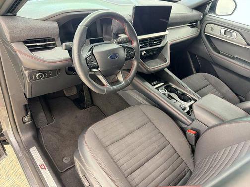 Carbonized Gray Metallic 2025 Ford Explorer ST-Line