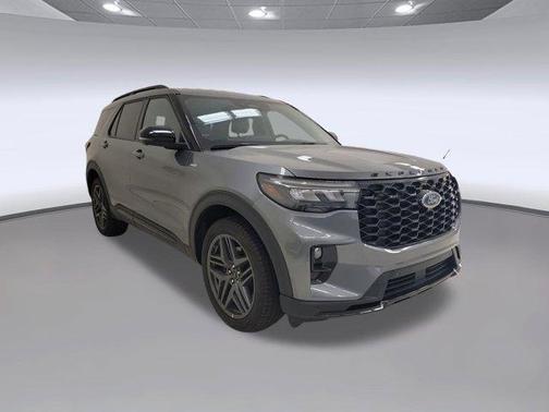 Carbonized Gray Metallic 2025 Ford Explorer ST-Line