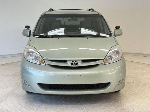 Slate Metallic 2007 Toyota Sienna XLE