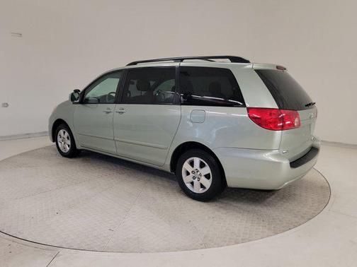 2007 Toyota Sienna XLE