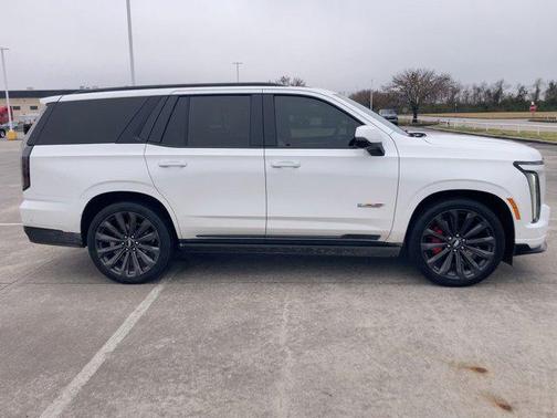 2025 Cadillac Escalade V-Series