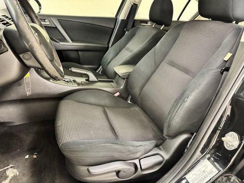 2012 Mazda Mazda3 i Sport
