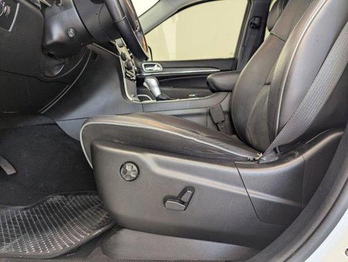 2020 Jeep Grand Cherokee Summit