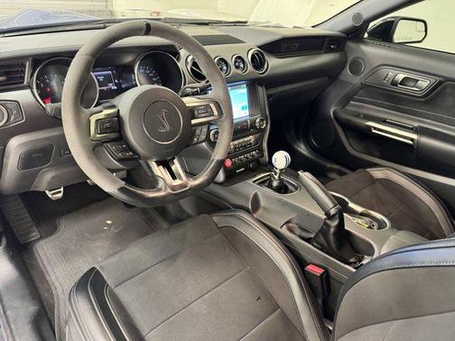 2017 Ford Shelby GT350 Base