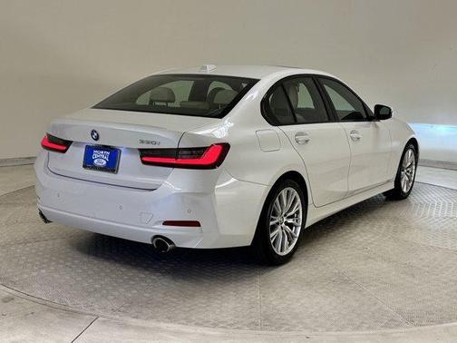 2023 BMW 330 330i