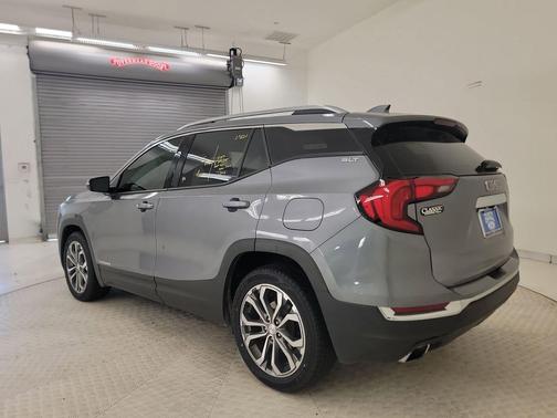 Satin Steel Metallic 2020 GMC Terrain SLT