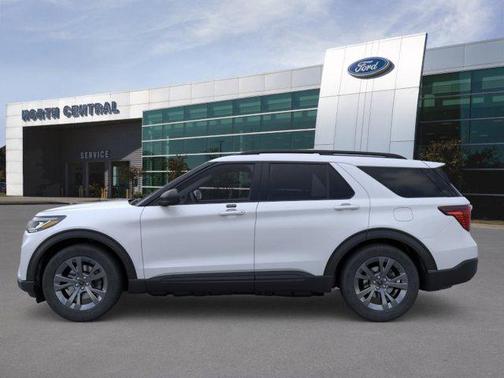 Space White Metallic 2026 Ford Explorer Active