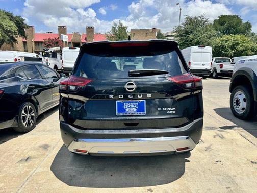 2023 Nissan Rogue Platinum
