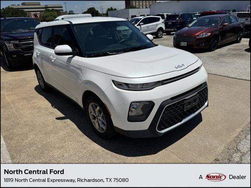 2022 Kia Soul LX