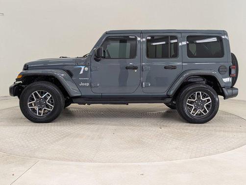 2024 Jeep Wrangler 4-Door Sahara 4x4