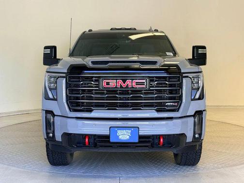 2024 GMC Sierra 2500 AT4