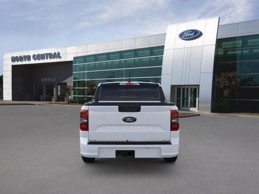 2025 Ford Maverick Lobo Standard