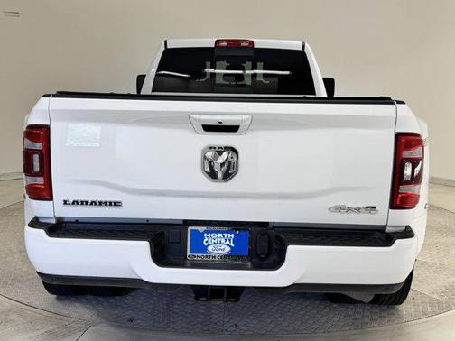 2023 RAM 3500 Laramie Crew Cab 4x4 8' Box