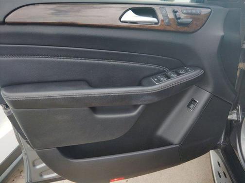 2012 Mercedes-Benz M-Class 4MATIC