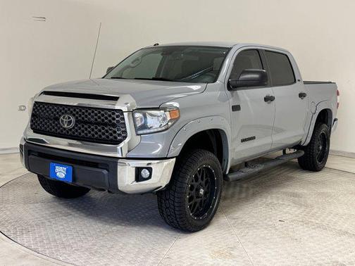 2018 Toyota Tundra SR5