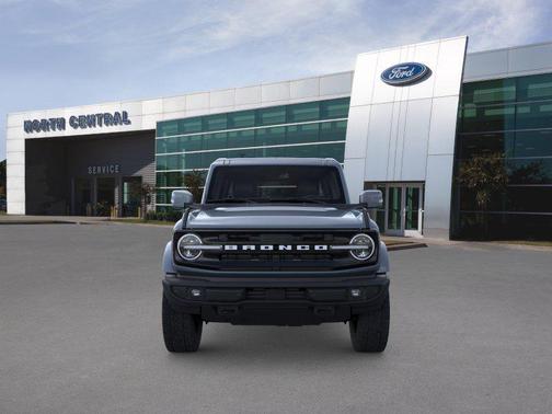 Azure Gray Metallic Tri-Coat 2025 Ford Bronco Outer Banks