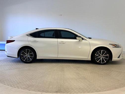 2023 Lexus ES 350 Base