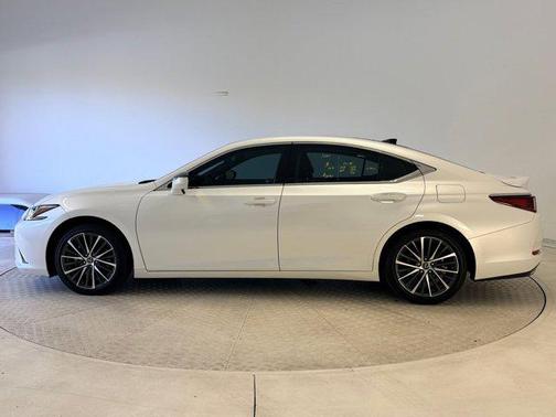 2023 Lexus ES 350 Base