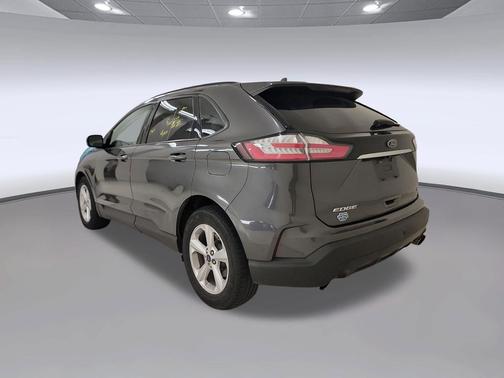 Magnetic Metallic 2020 Ford Edge SE