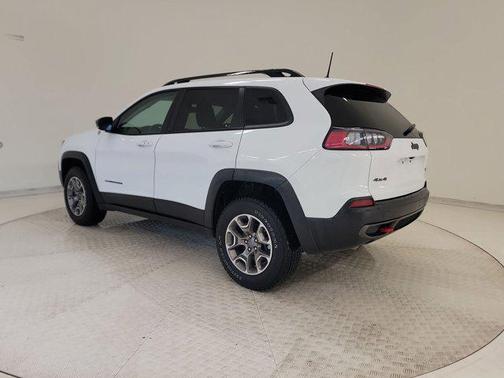 Bright White Clearcoat 2022 Jeep Cherokee Trailhawk