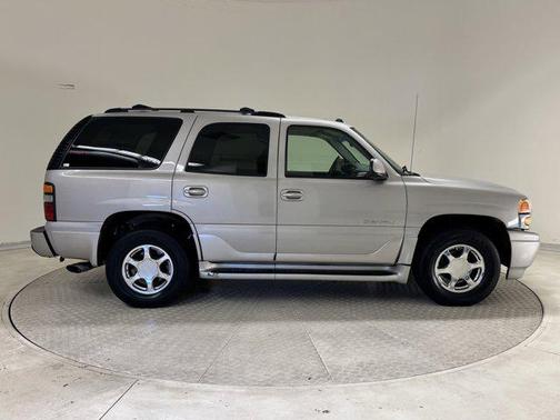2004 GMC Yukon Denali