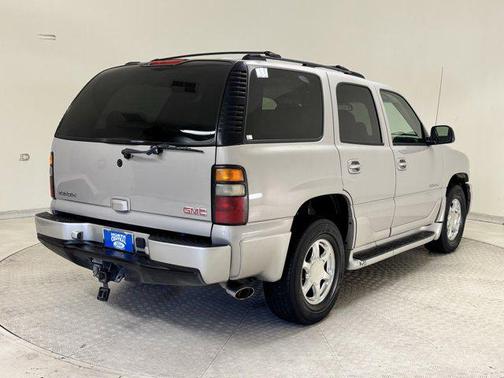 2004 GMC Yukon Denali