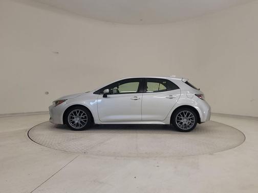 Classic Silver Metallic 2019 Toyota Corolla XSE