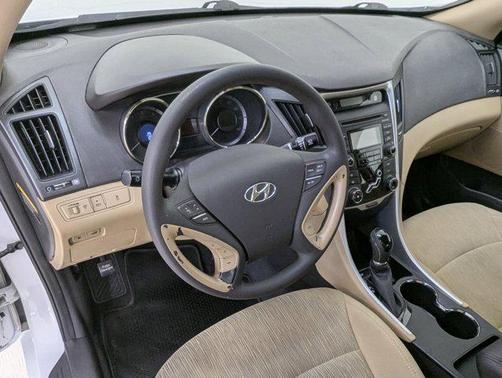 2012 Hyundai SONATA GLS