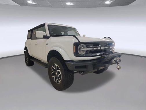 Oxford White 2021 Ford Bronco Outer Banks