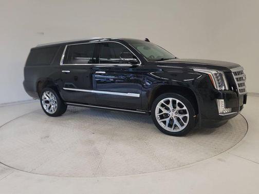 2017 Cadillac Escalade ESV Premium Luxury