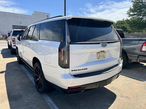 2021 Cadillac Escalade ESV Sport Platinum