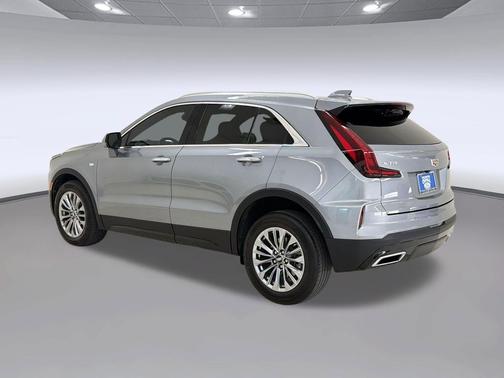 Argent Silver Metallic 2024 Cadillac XT4 Premium Luxury