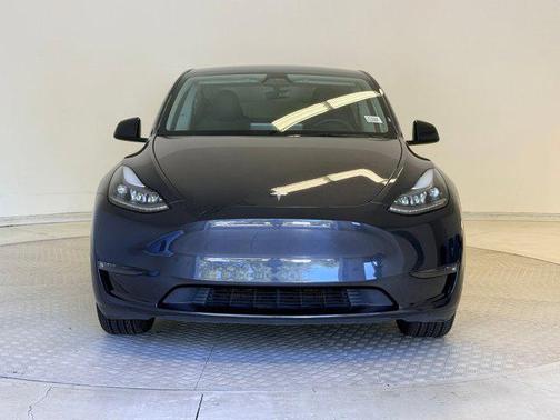 2024 Tesla Model Y Long Range Dual Motor All-Wheel Drive