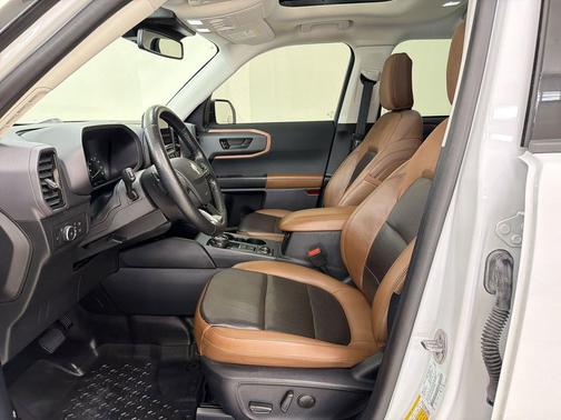 Oxford White 2021 Ford Bronco Sport Badlands