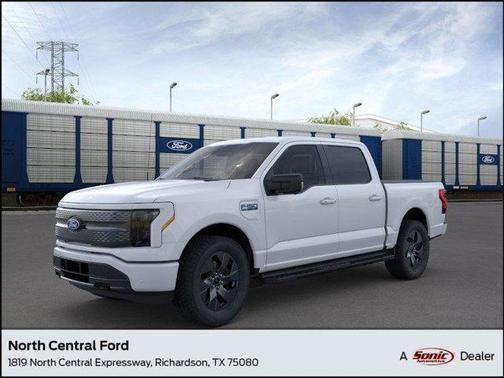 2025 Ford F-150 Lightning Flash