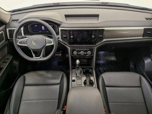 2023 Volkswagen Atlas 3.6L SE w/Technology