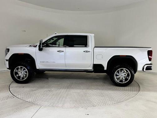 2024 GMC Sierra 2500 Denali
