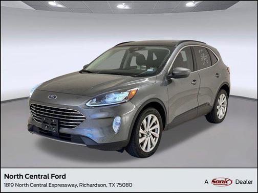 2022 Ford Escape Titanium