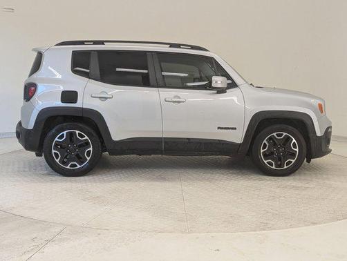 2017 Jeep Renegade Altitude