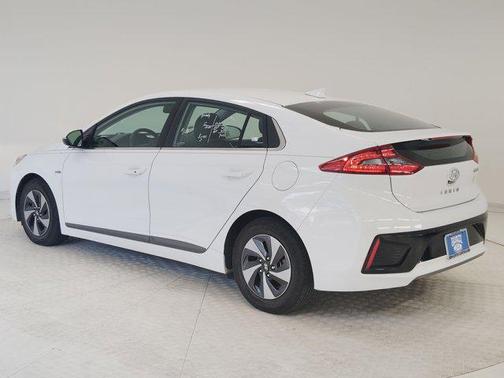 2019 Hyundai IONIQ Hybrid SEL