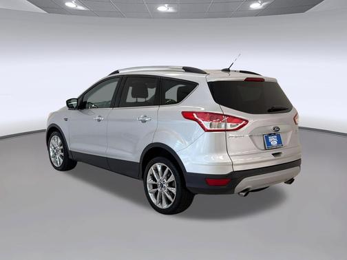 Ruby Red Metallic Tinted Clearcoat 2015 Ford Escape SE