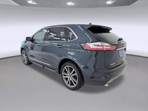 Baltic Sea Green Metallic 2019 Ford Edge Titanium