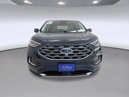 Baltic Sea Green Metallic 2019 Ford Edge Titanium