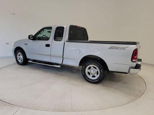 2004 Ford F-150 XLT SuperCab